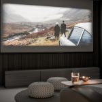 Проекционный экран или телевизор: что выбрать для домашнего кинотеатра